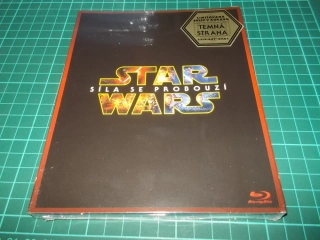 Star Wars: Epizoda VII - Síla se probouzí - (2Blu-ray) LIMITOVANÁ EDICE V RUKÁVU - TEMNÁ STRANA