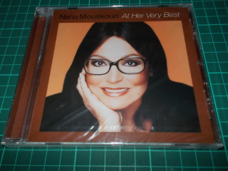  Nana Mouskouri - At Her Very Best (CD)