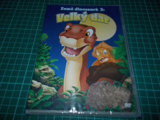 Země dinosaurů 3: Velký dar (DVD)
