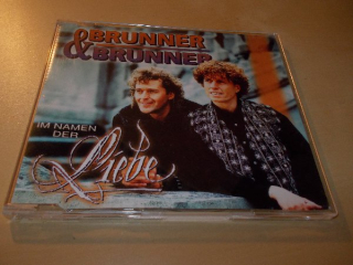 BRUNNER A BRUNNER - IM NAMEN DER LIEBE (CD single) BAZAR ROZBALENO