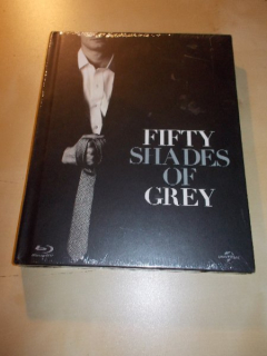 FIFTY SHADES OF GREY - Padesát odstínů šedi (Blu-ray) - 2 disky